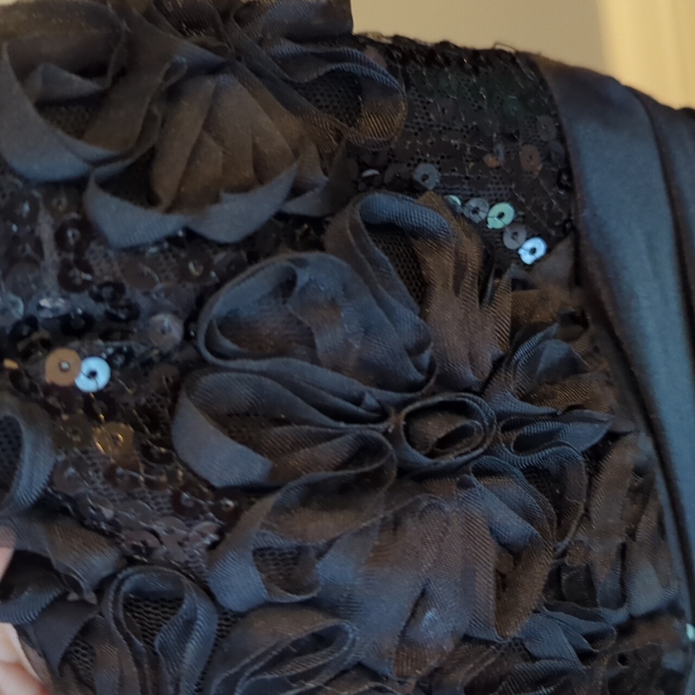 Black strapless gown, floral, sequin floor length - Picture 3 of 9